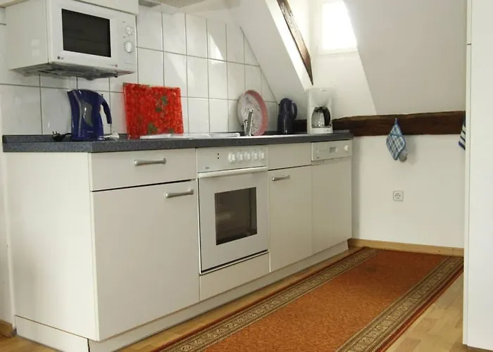 Schwalbennest Auf Dem Weingut Arthur Melsheimer * Maring-Noviand